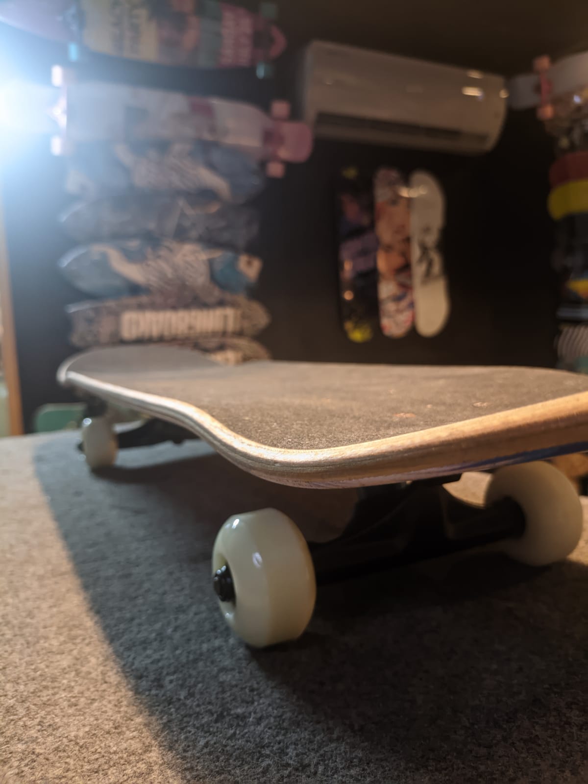 This form of skating covers many styles, so professional skaters require boards that satisfy their specific needs. The preferred boards range between 8 - 8.125 inches.