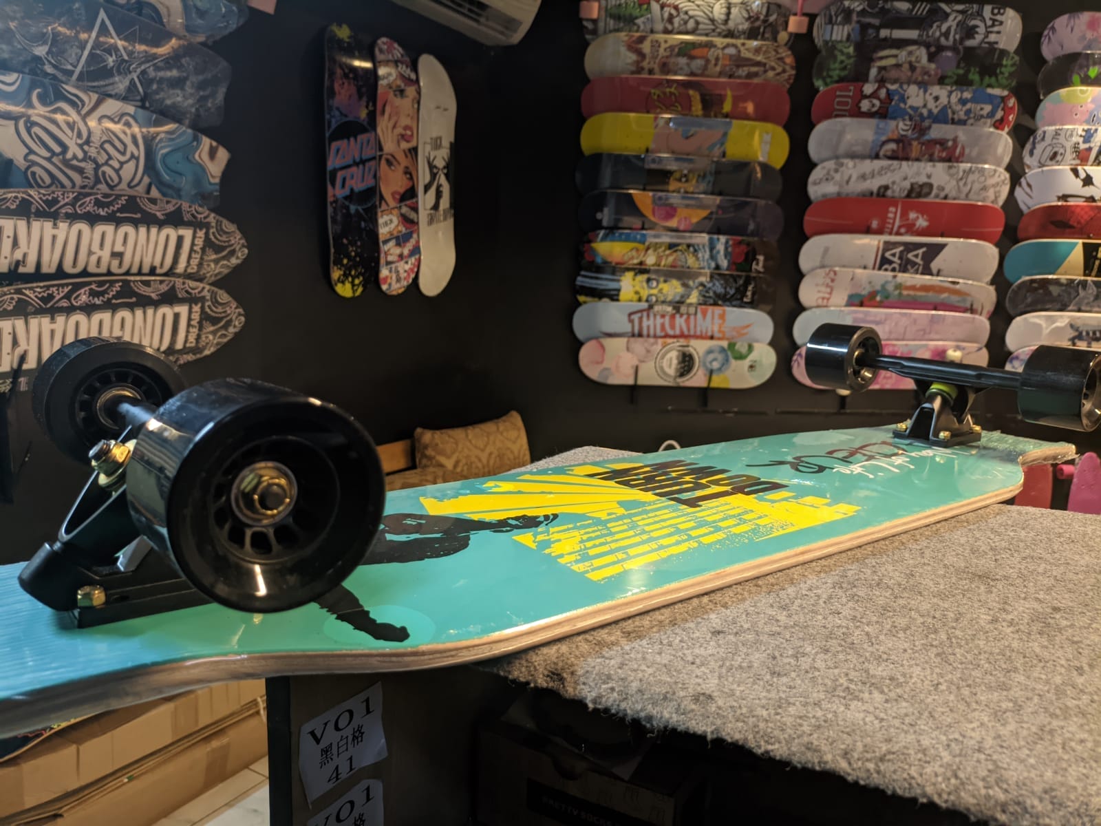 What Makes A Longboard Good For Pumping?